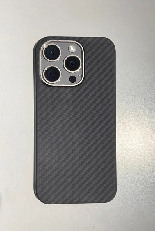 Husa de Protectie iPhone 15 Pro Kevlar 600D cu MagSafe