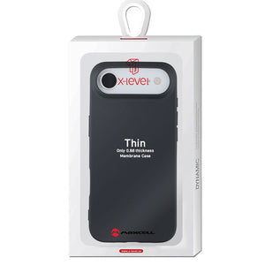 Husă X-Level Thin Series neagră, prezentată în ambalaj, cu decupajul pentru camere vizibil.