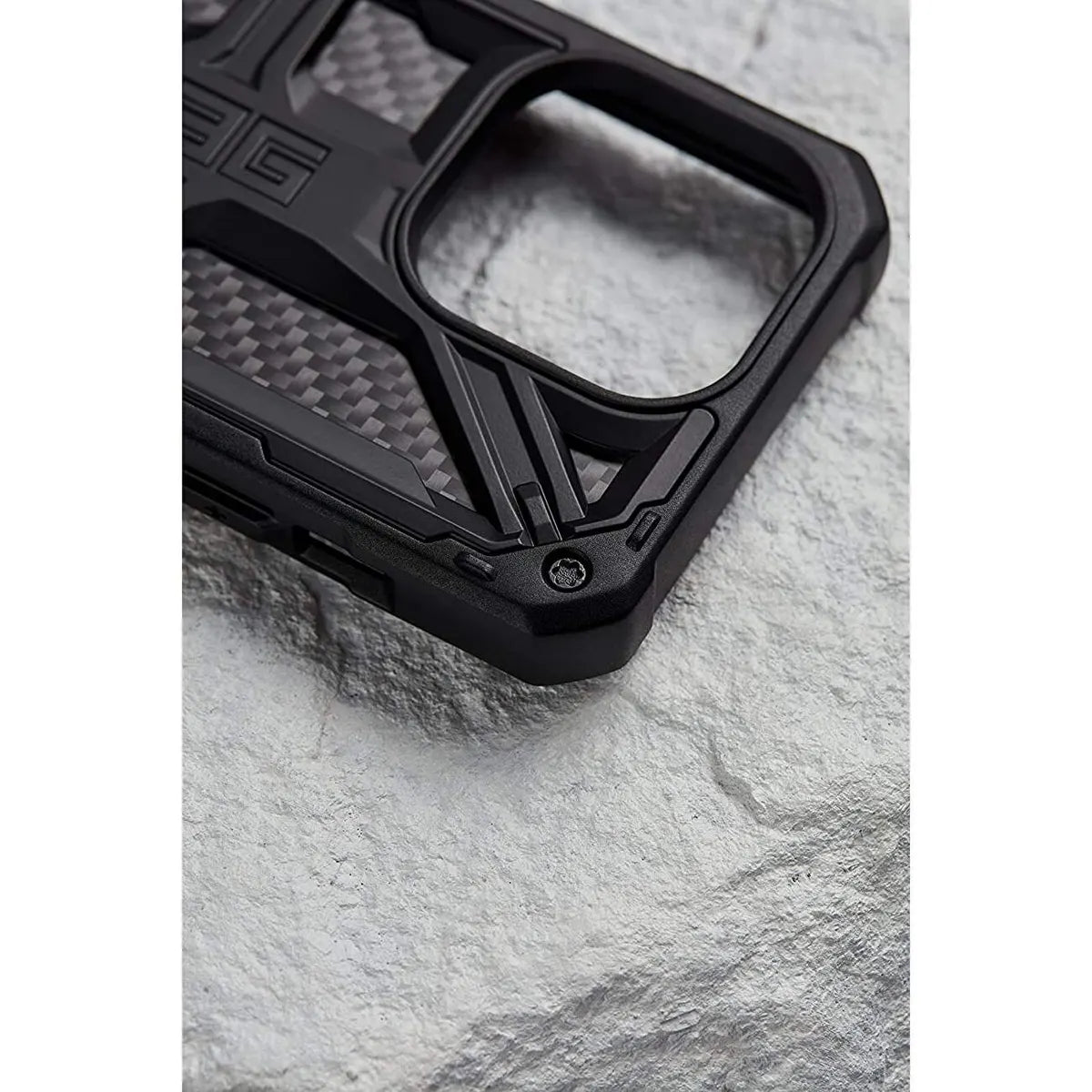 Husa iPhone 13 mini - UAG Monarch Carbon Fiber